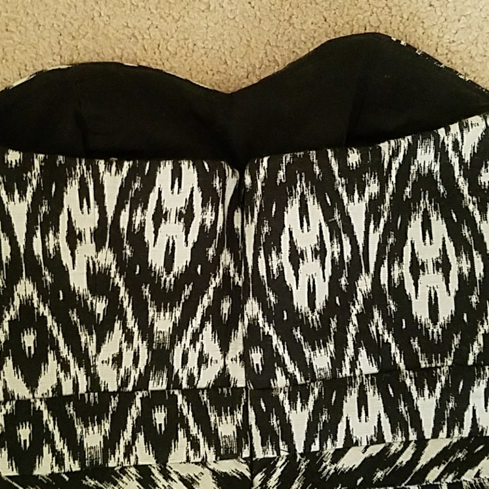 Dress - Picture 4 of 4